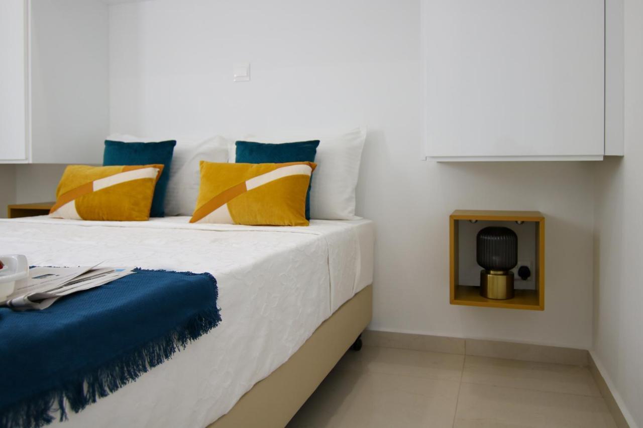 Phaedrus Living: Seaview Gold Flat Lighthouse 48 Leilighet Paphos Eksteriør bilde